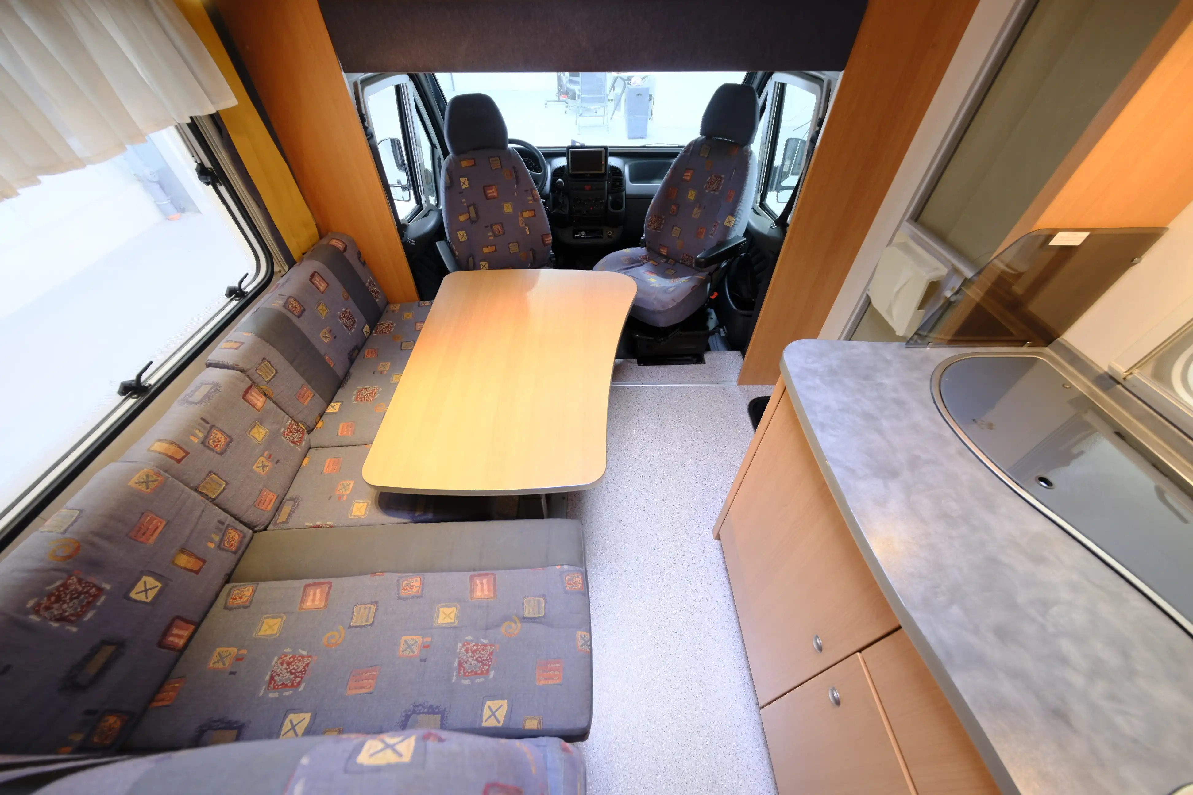 KNAUS Sun Traveller 658 LG - Ansicht 6